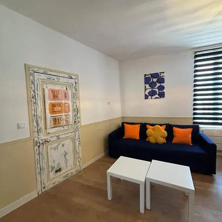 Apartman City Center Centre Ville, Wifi, 4 Personnes Max *